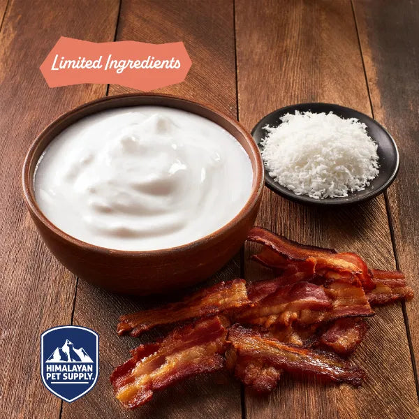 Himalayan Yogurt Stick Bacon Dog Treats 5pk